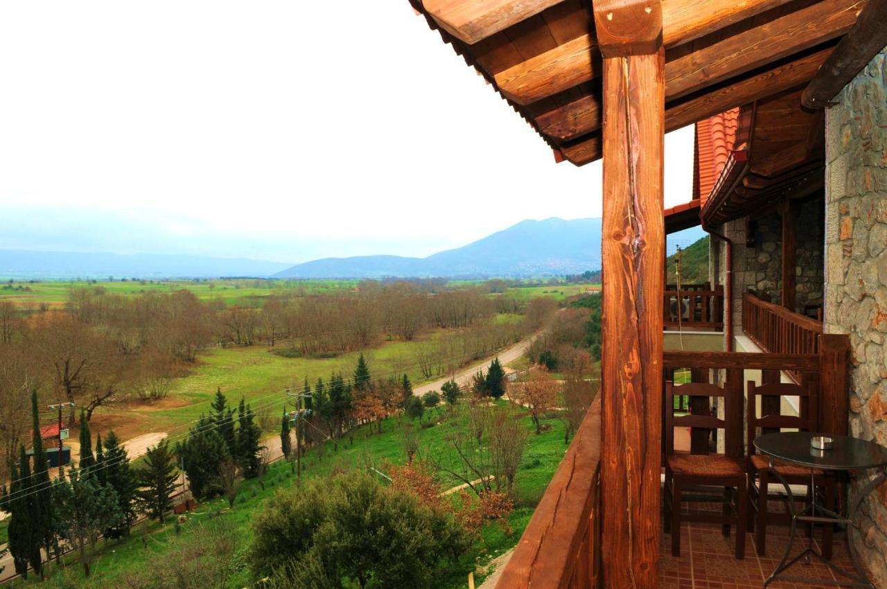 Metohi Hotel Mariolata Exterior photo